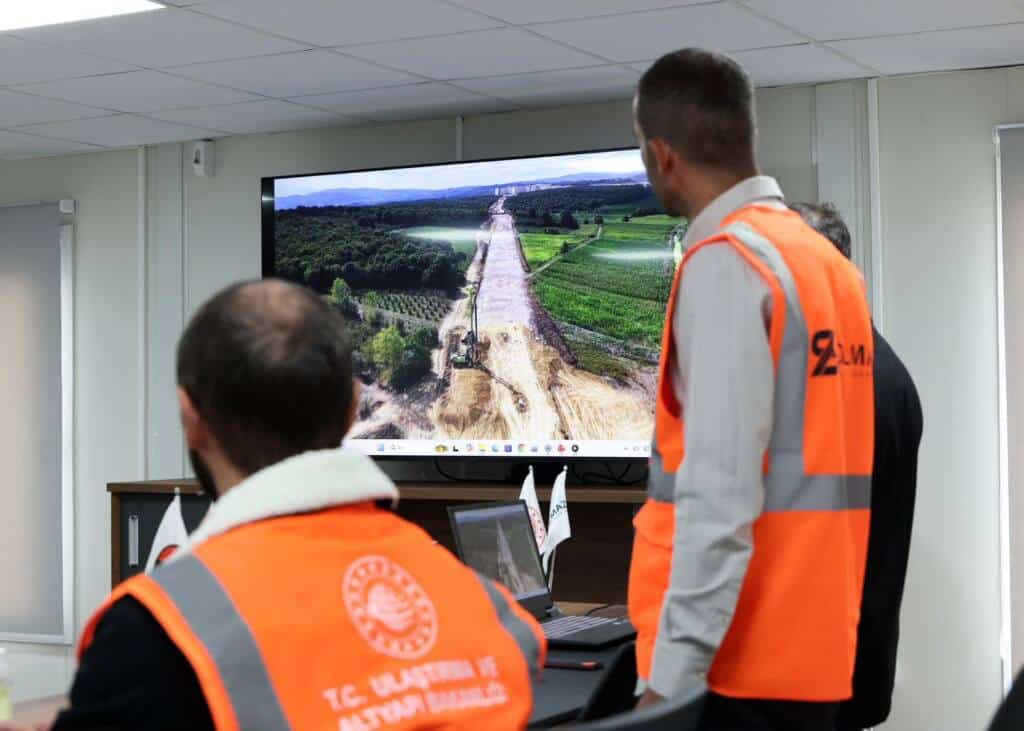 Vali Doğan Şehir Hastanesi Bağlantı Yolunda İnceleme Yaptı