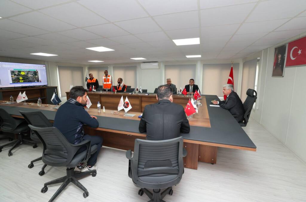 Vali Doğan Şehir Hastanesi Bağlantı Yolunda İnceleme Yaptı