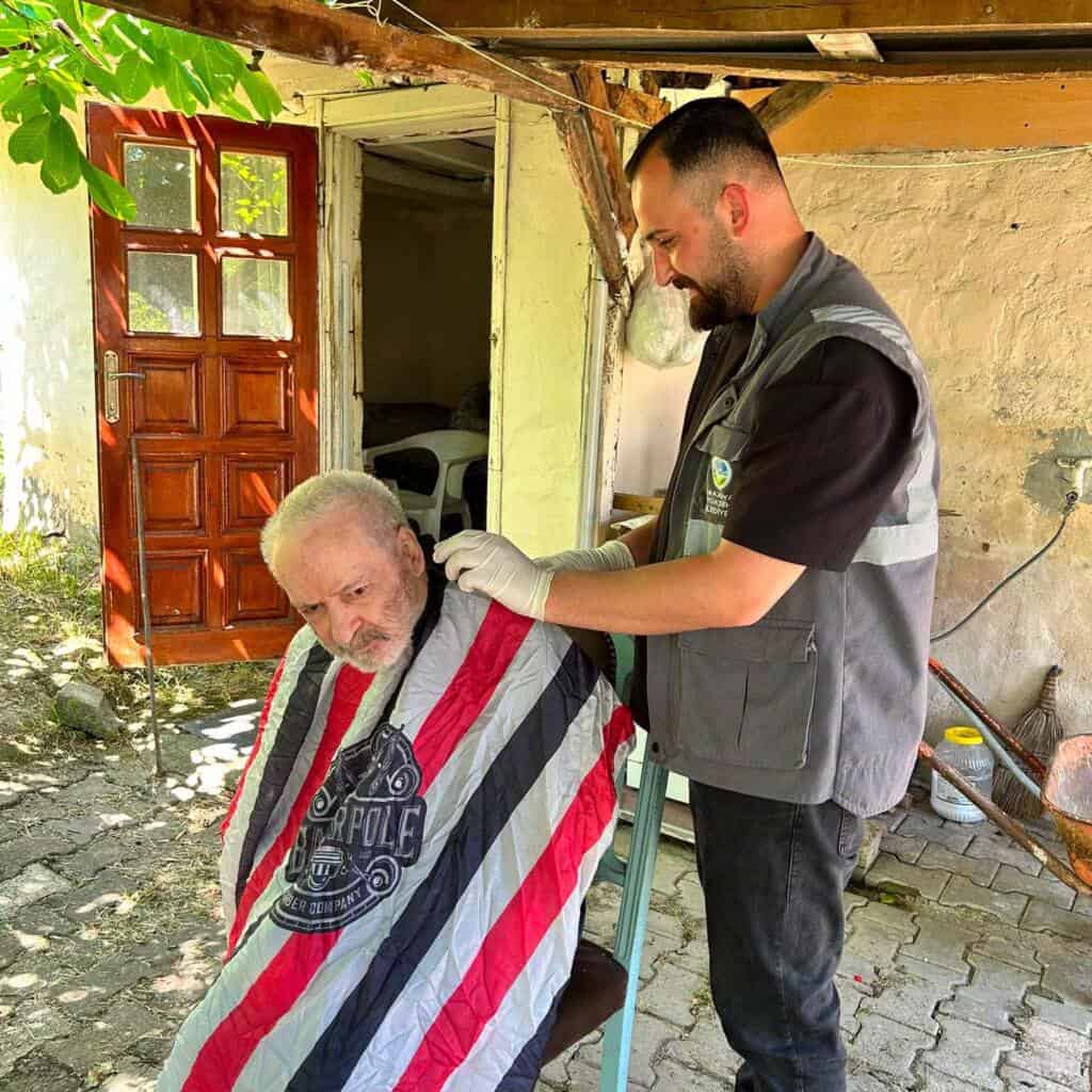 YADEM 16 İlçede Yaşlılara Kesintisiz Destek Veriyor