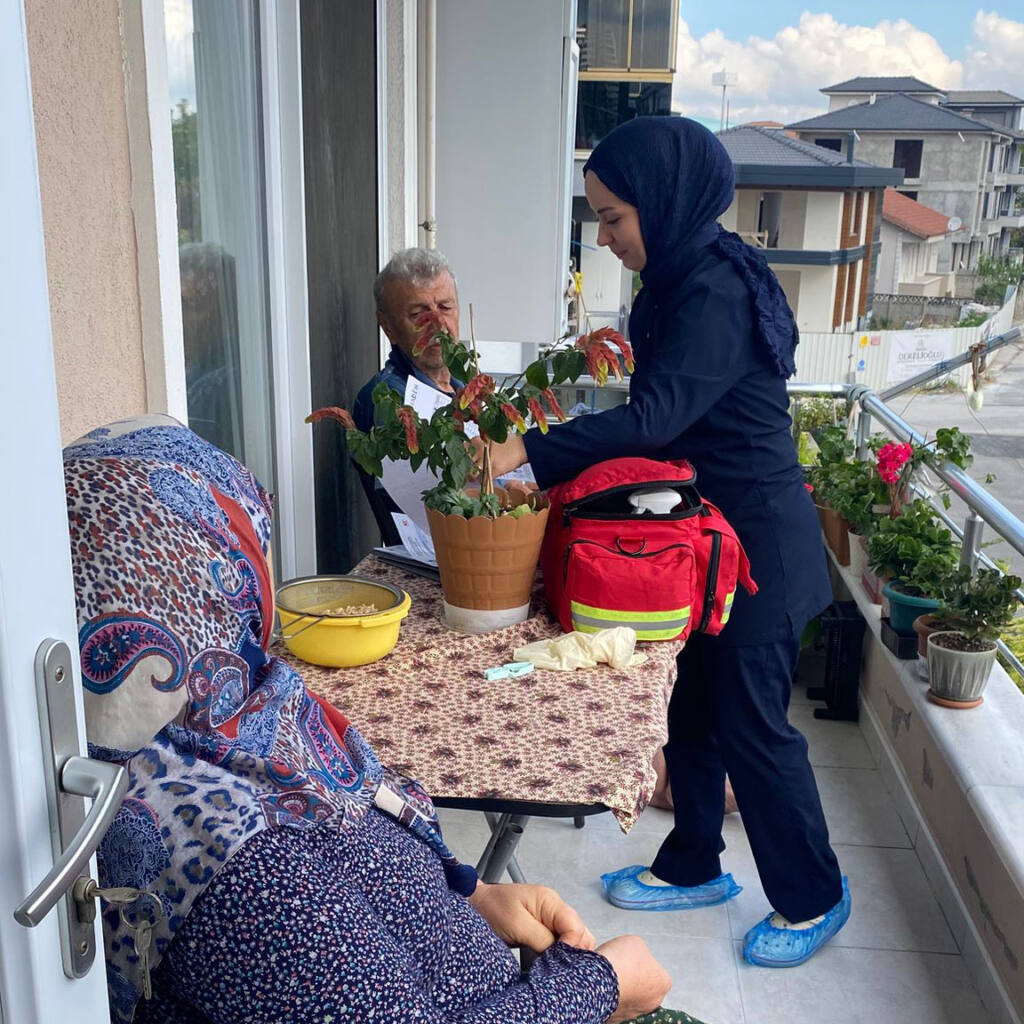 YADEM 16 İlçede Yaşlılara Kesintisiz Destek Veriyor