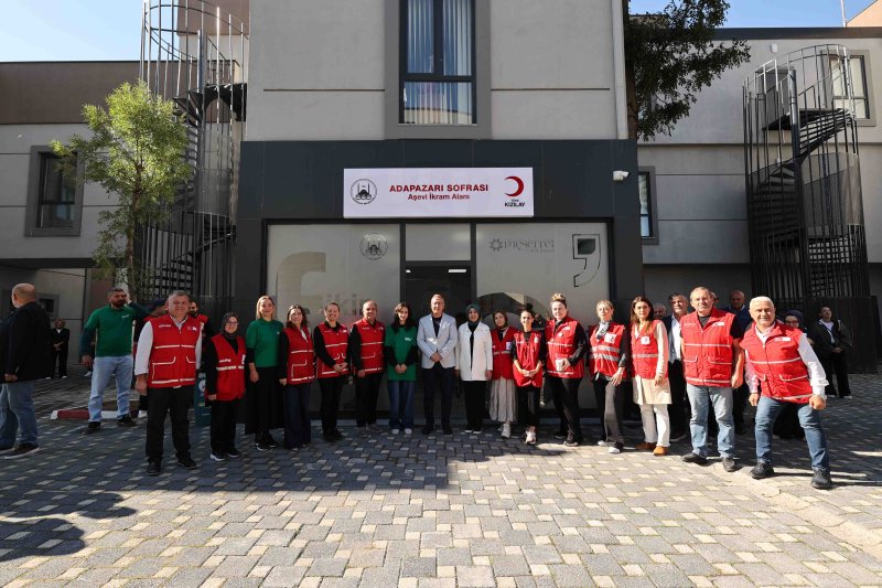 Adapazarı Meserret Bahçe’de Sıcak Yemek Hizmeti Başladı