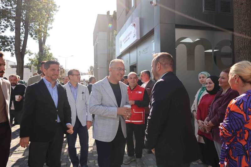 Adapazarı Meserret Bahçe’de Sıcak Yemek Hizmeti Başladı