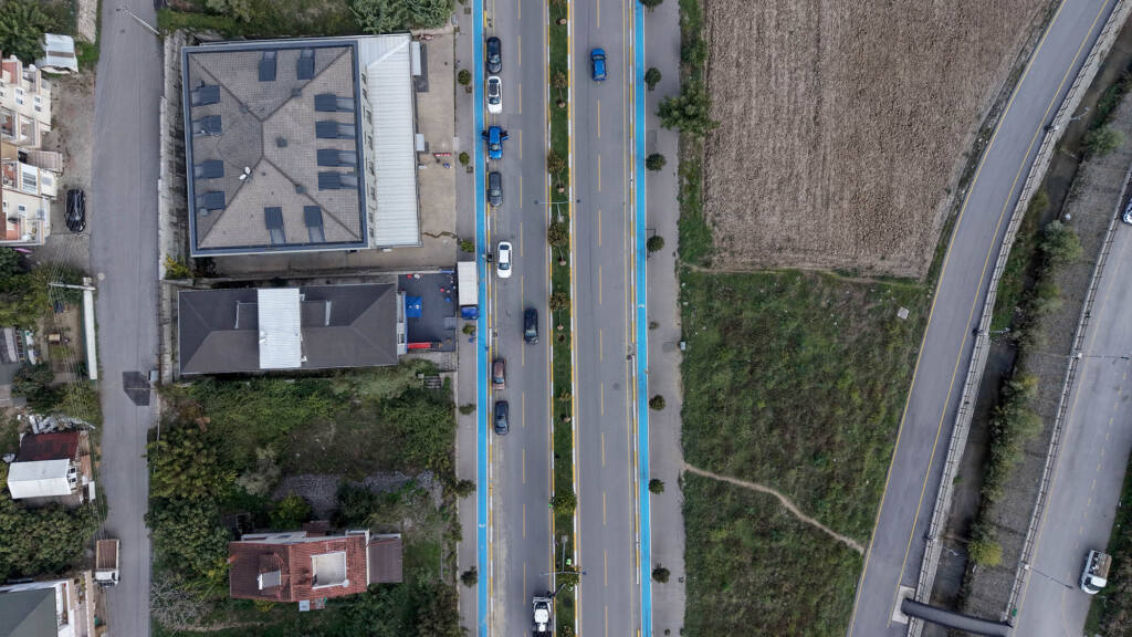 Adapazarı-Serdivan Tramvay Hattı İçin Ağaçlar Taşınıyor