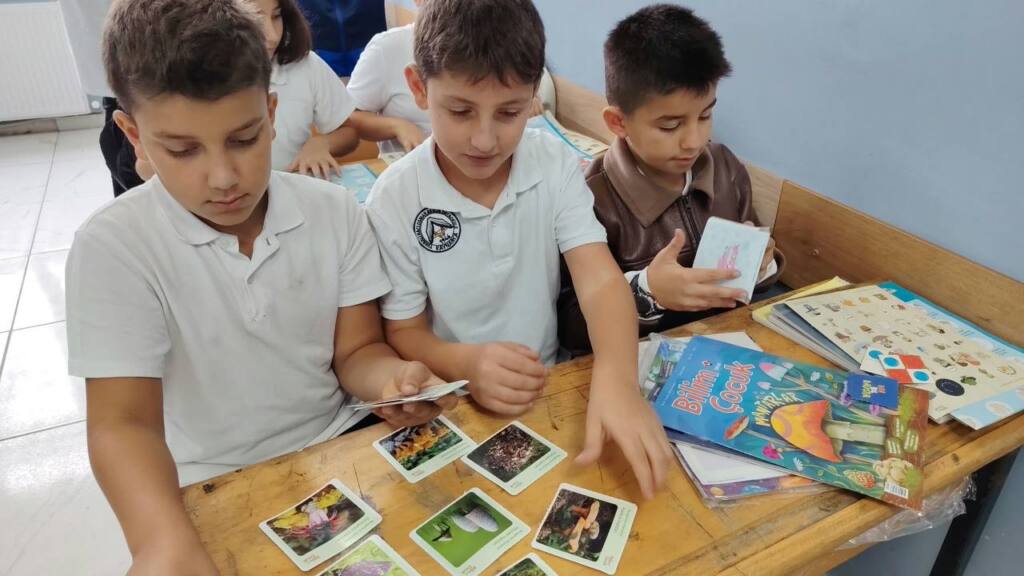 Bilim Tohumları Kırsal Mahallelerde Çocuklarla Buluşuyor