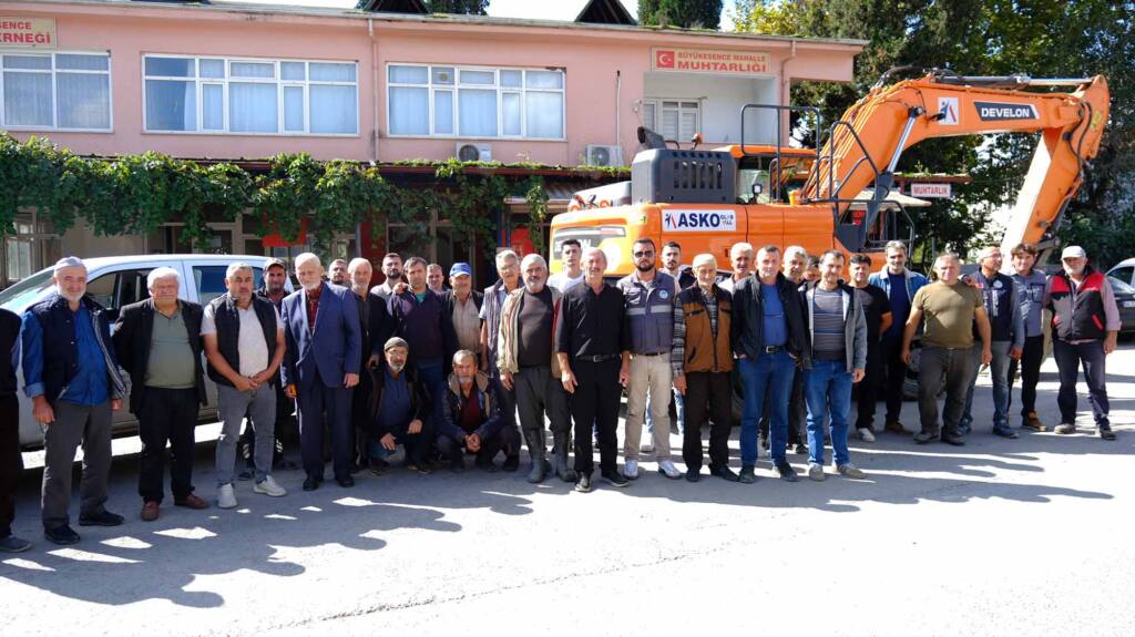Büyükşehir Taşkın Sonrası Tarım Arazilerinde Çalışıyor