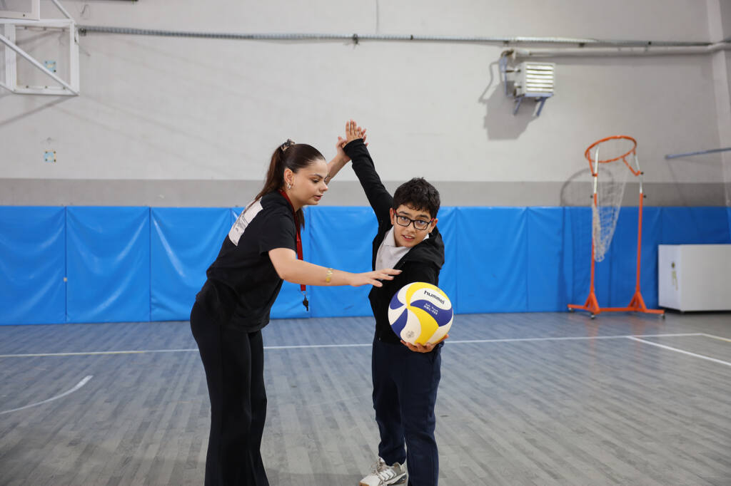 Büyükşehir Voleybol Yetenek Taramaları Yapıyor