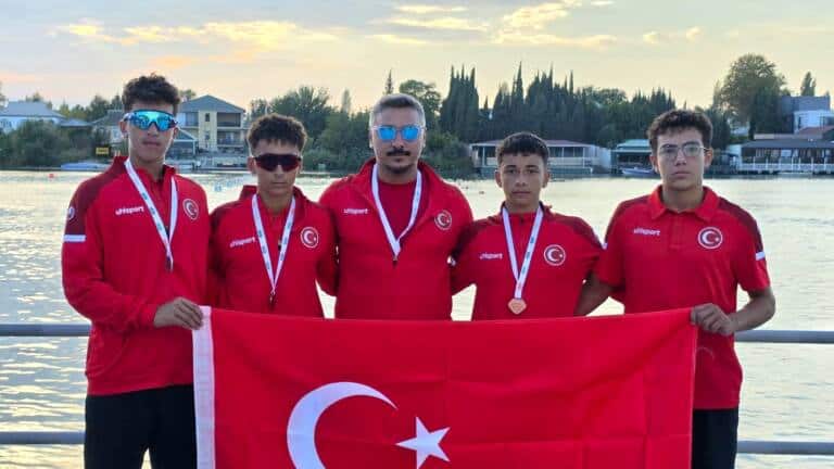 Büyükşehirli Sporculardan Kano, Güreş ve Atletizmde Dereceler