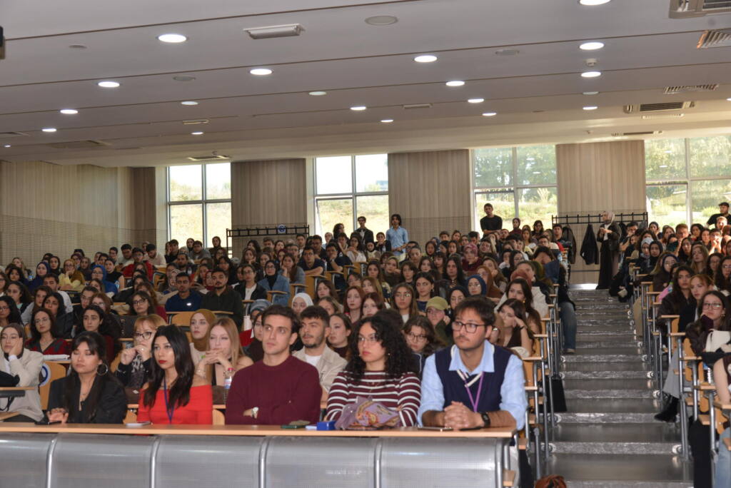 Emekli Dedektif Hukuk Öğrencilerine Adli Vakaları Anlattı
