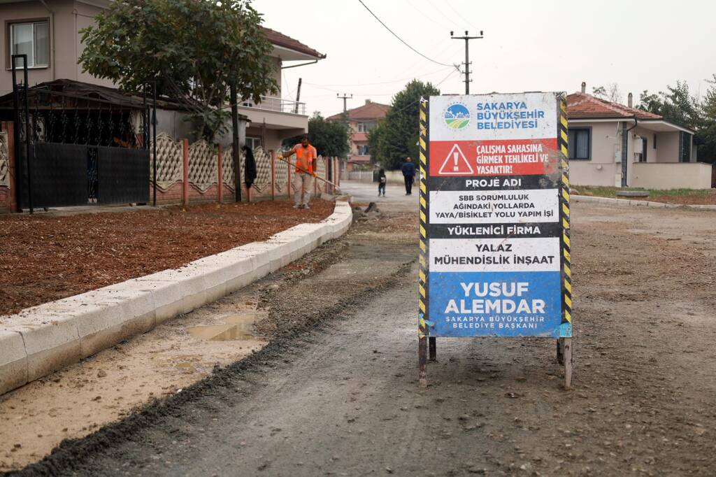 Hanlı-OSB duble yolunda kaldırım ve bisiklet yolu yapımı başladı