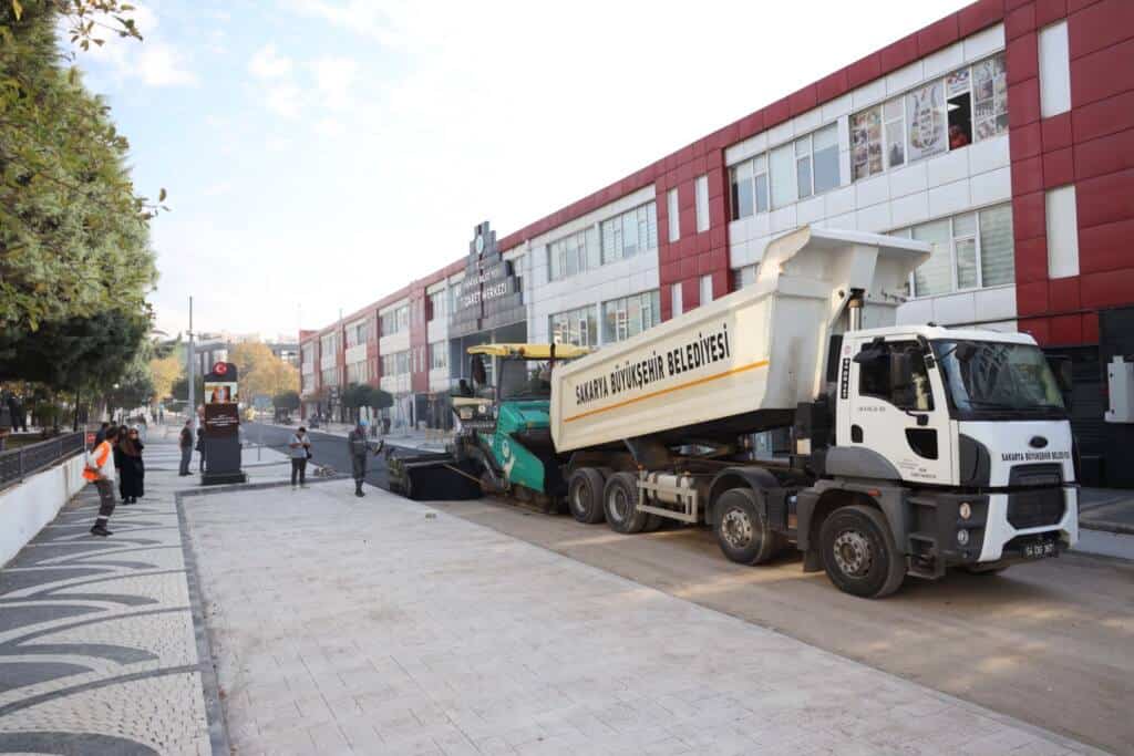 Hendek Başpınar’da 850 Metrelik Asfalt Çalışması Tamamlandı