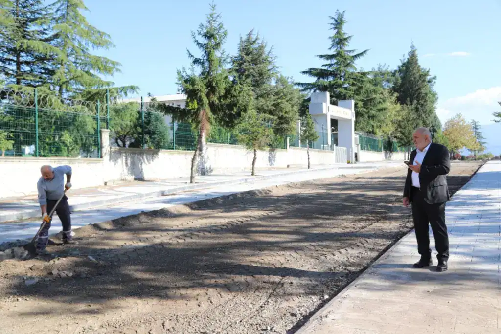 Hendek’te Asfalt Öncesi Hazırlık Çalışmaları Başladı