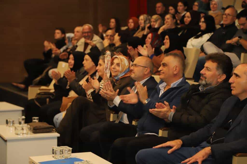 Hendek’te Cumhuriyet Coşkusu Türkülerle Kutlandı