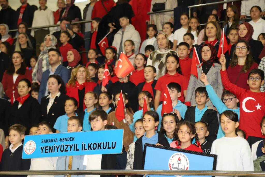 Hendek’te Cumhuriyetin 103. Yılı Kutlandı