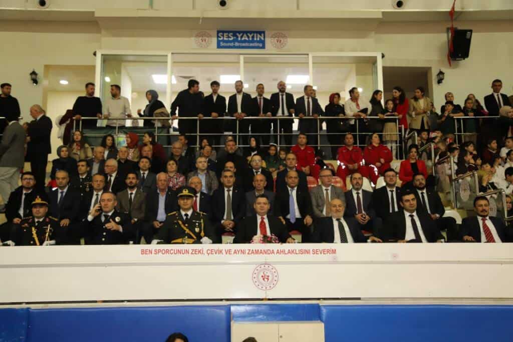 Hendek’te Cumhuriyetin 103. Yılı Kutlandı