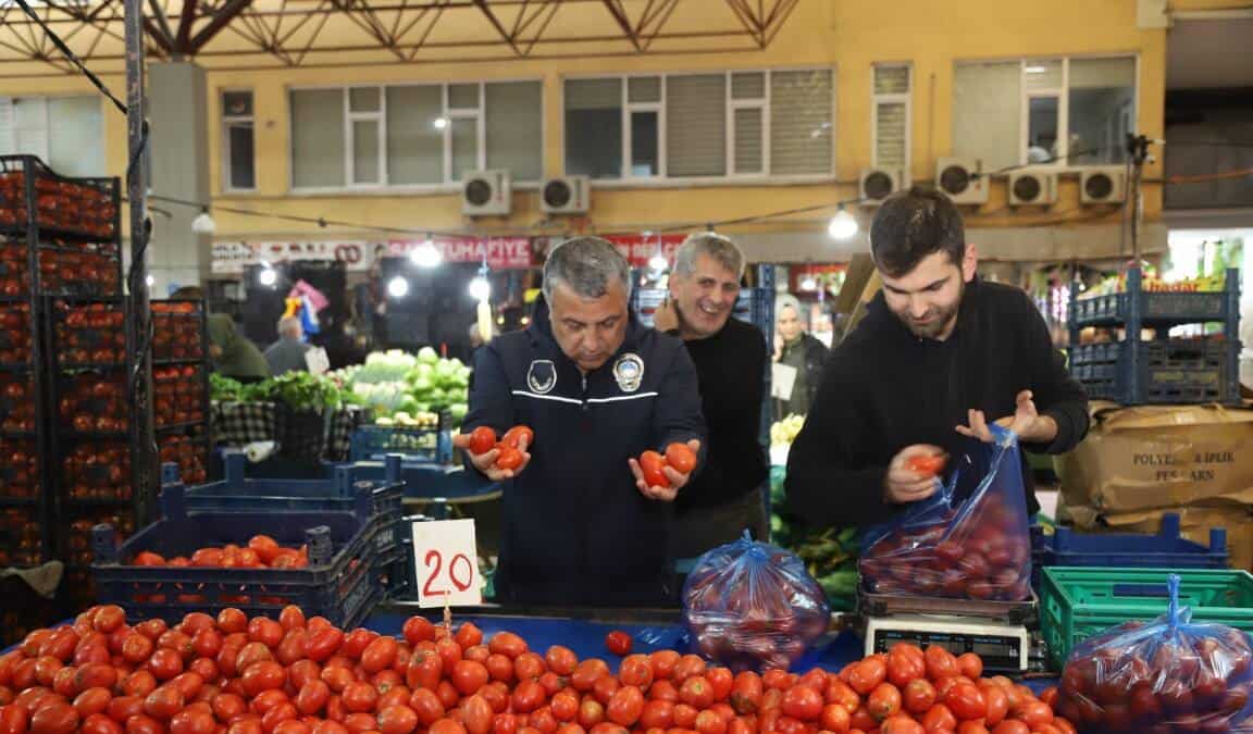 Hendek’te Market ve Pazar Yerlerinde Sıkı Denetim