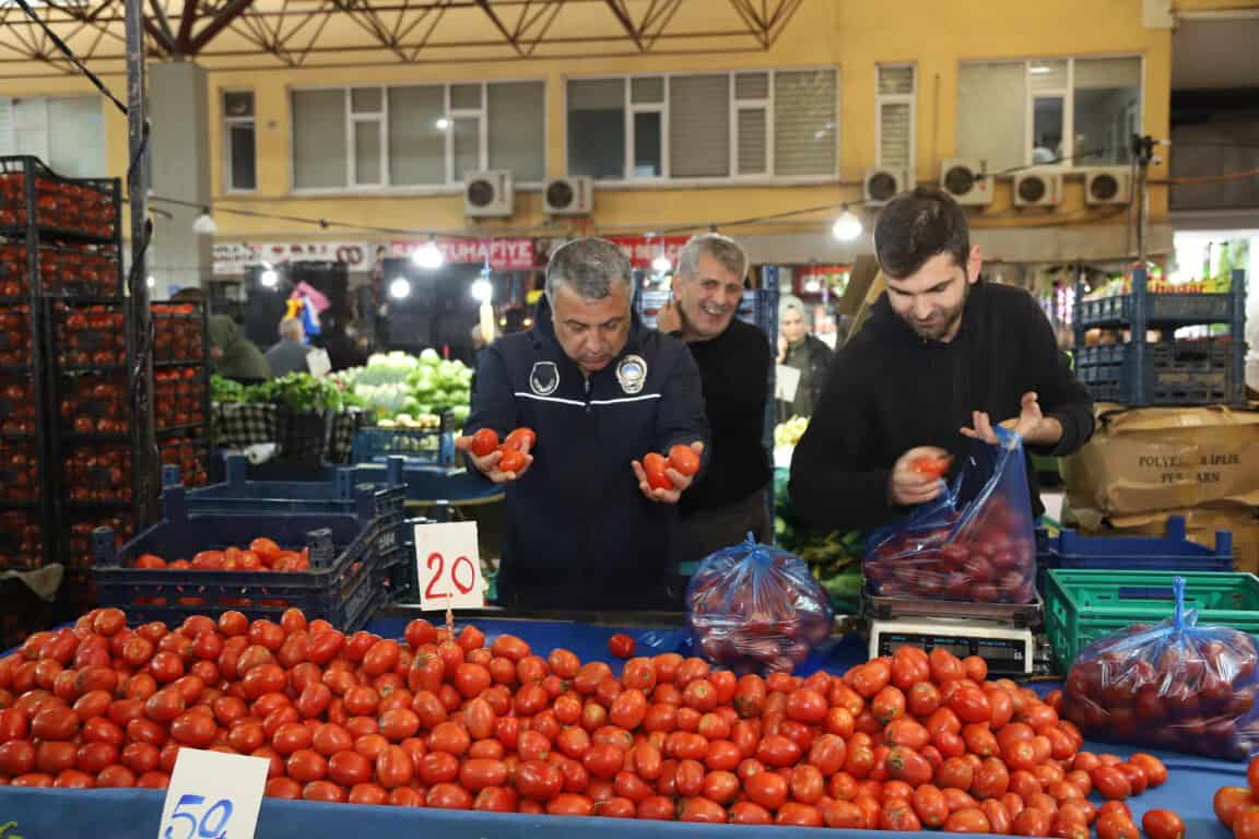 Hendek’te Market ve Pazar Yerlerinde Sıkı Denetim