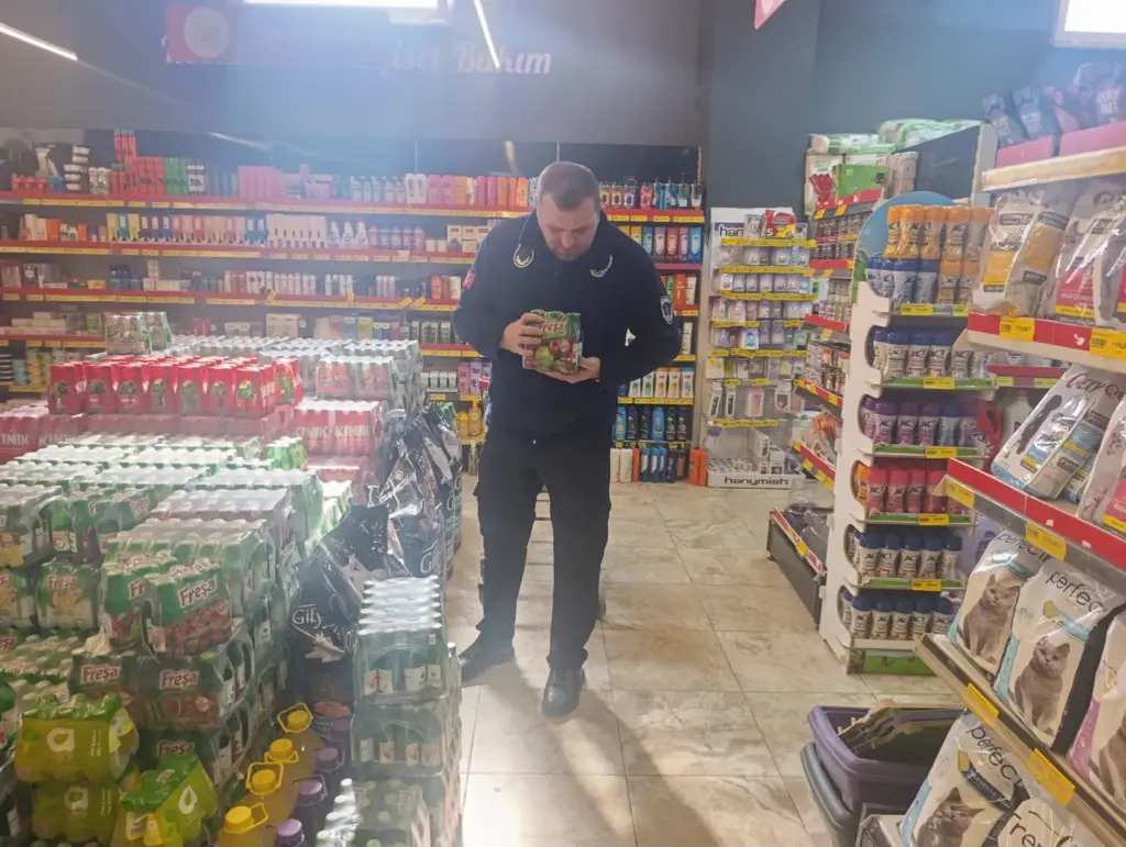 Hendek’te Zincir Marketler Kapsamlı Denetlendi