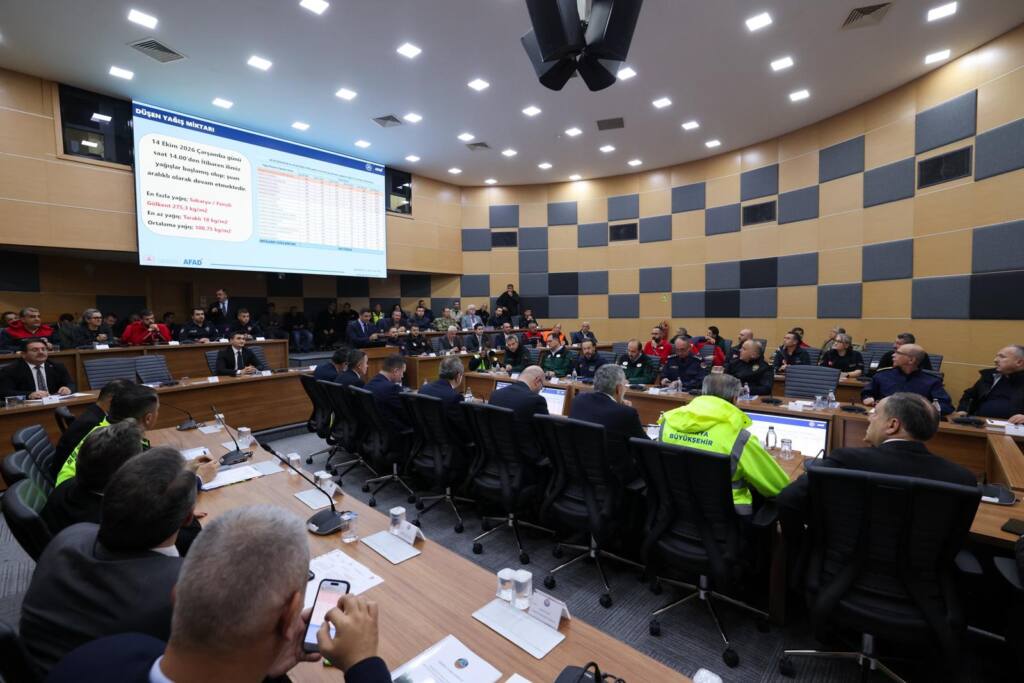 İçişleri Bakanı Çiftçi Sakarya’da Yağışları İnceledi