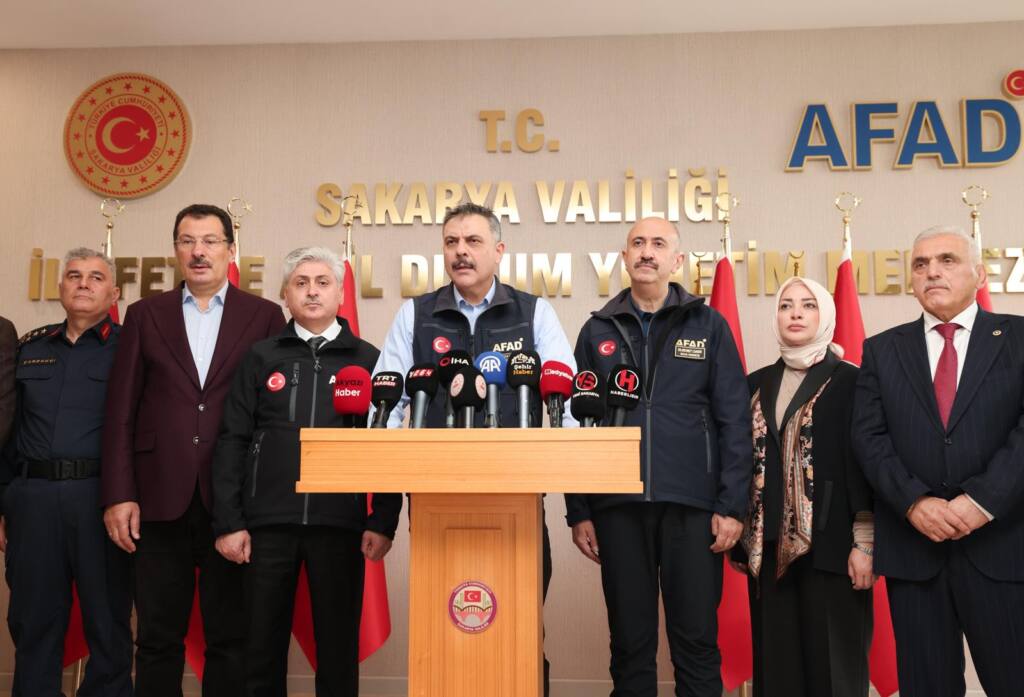 İçişleri Bakanı Çiftçi Sakarya’da Yağışları İnceledi