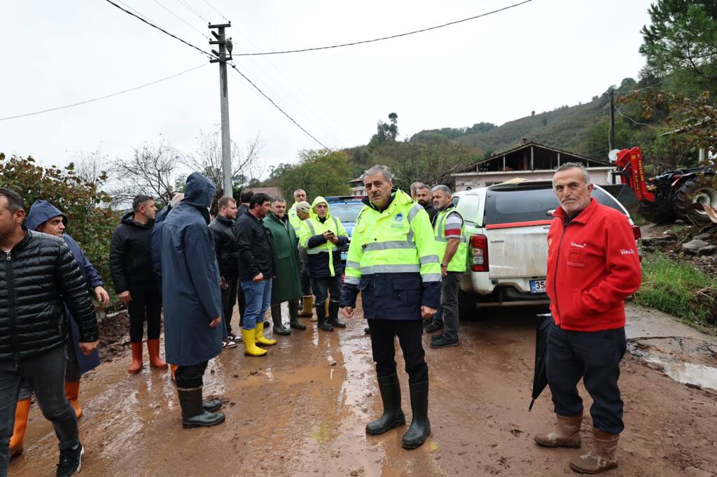 “İlk andan itibaren sahadayız, vatandaşlarımızın yanındayız”