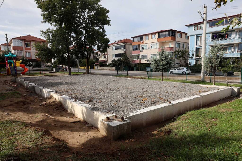 Karasu ve Kocaali’ye 4 yeni spor alanı yapılıyor