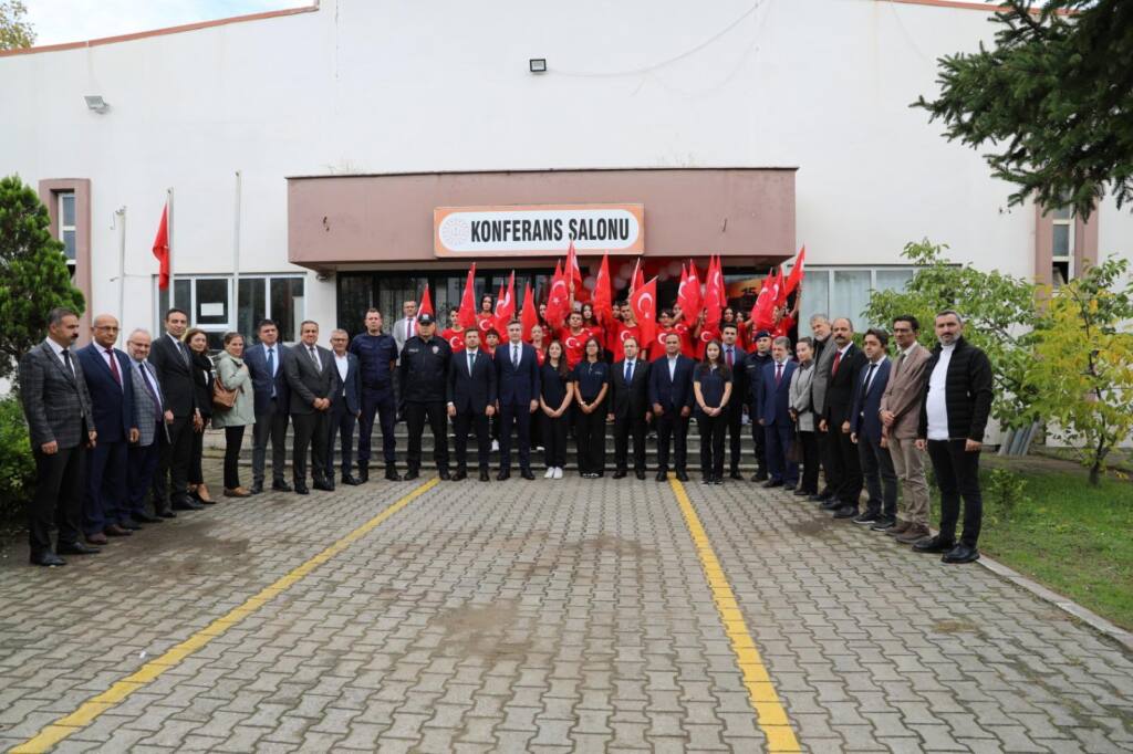 Kaymakam Arslan 15 Temmuz Anma Programına Katıldı