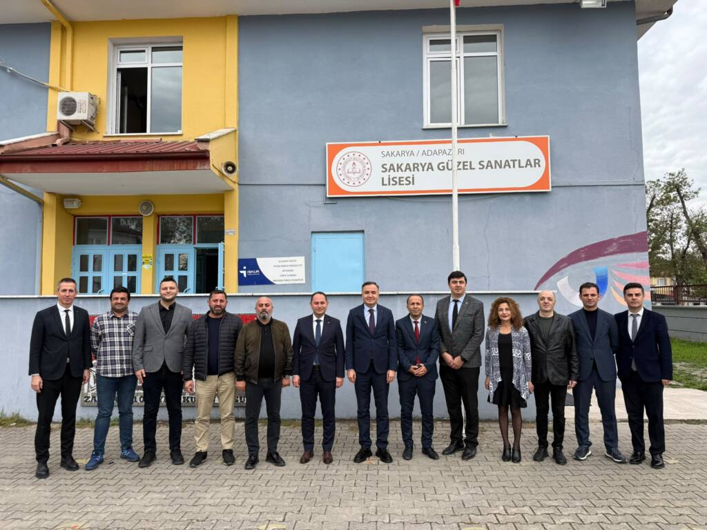 Kaymakam Musa Sarı Güzel Sanatlar Lisesini Ziyaret Etti