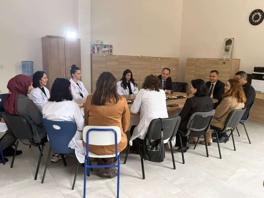 Kaymakam Musa Sarı’dan Okul ve Halk Eğitimi Merkezi Ziyareti
