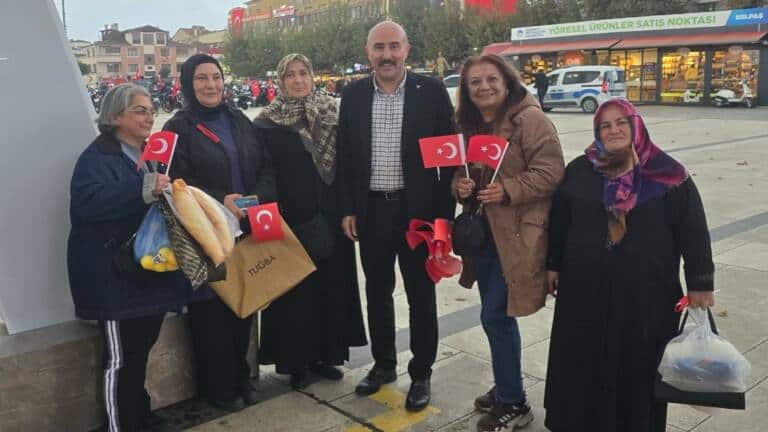 MHP Adapazarı’ndan 29 Ekim’de Anlamlı Etkinlik