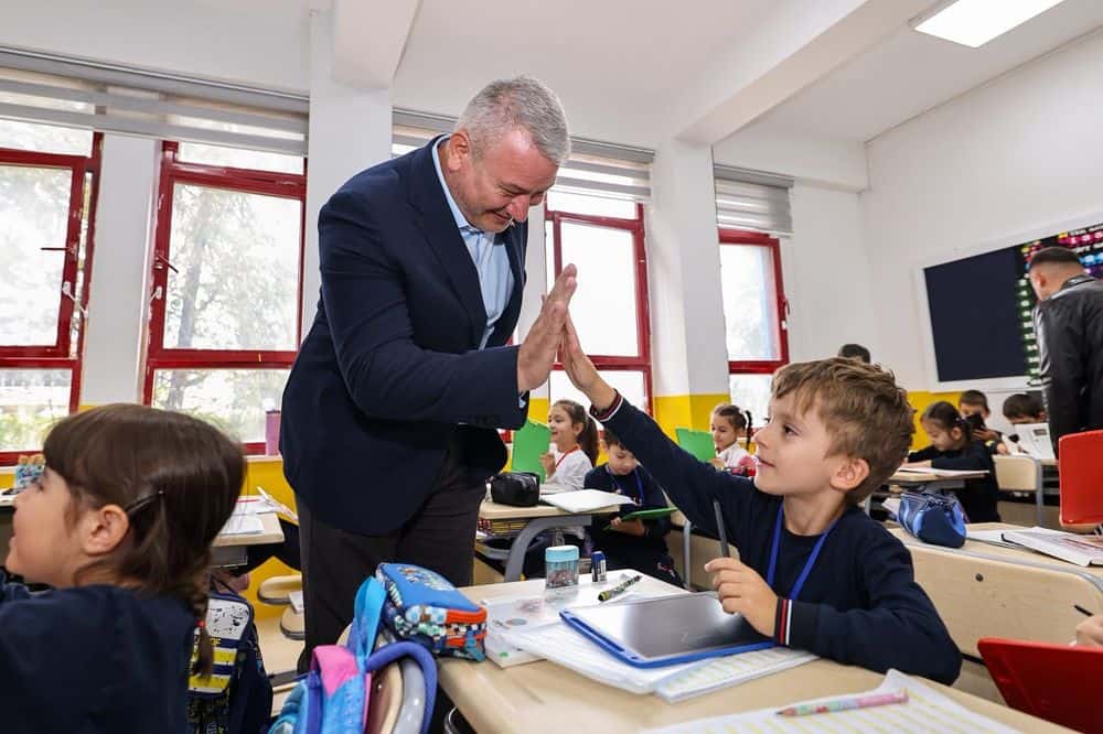 Osman Çelik Bahçelievler Gazi İlkokulu’nu Ziyaret Etti