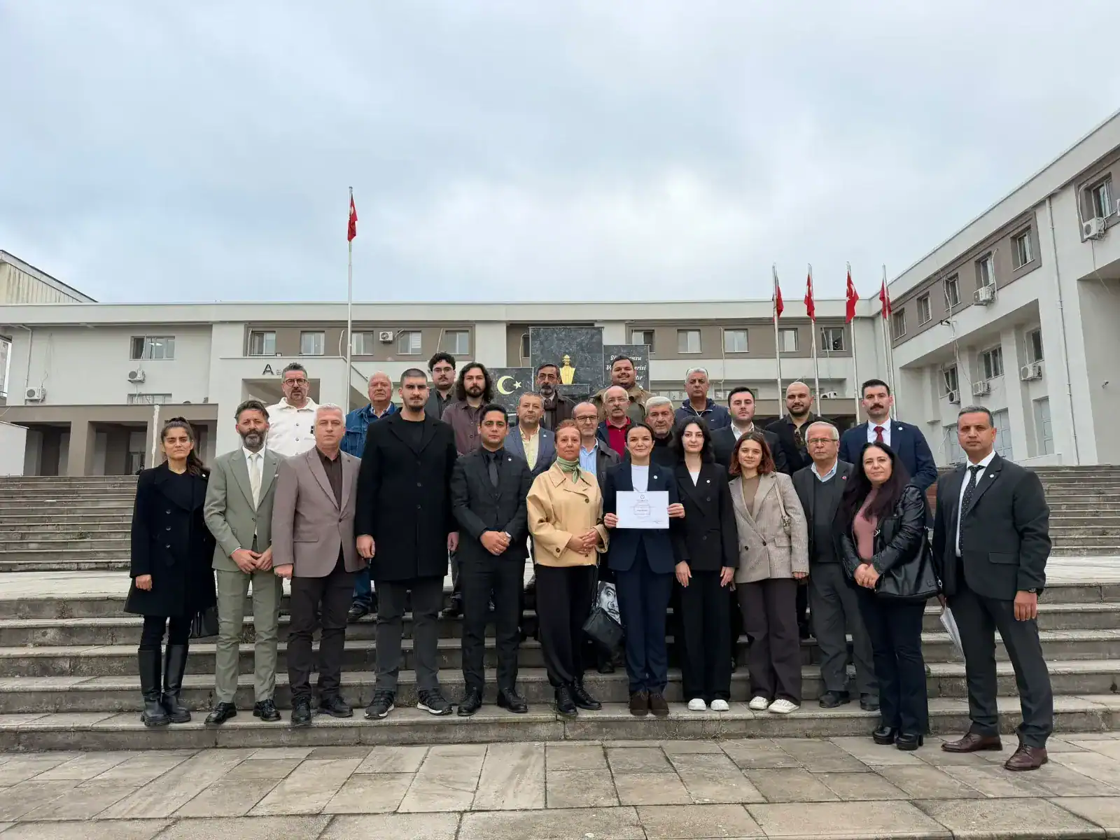 Selda Sezgin mazbatasını aldı