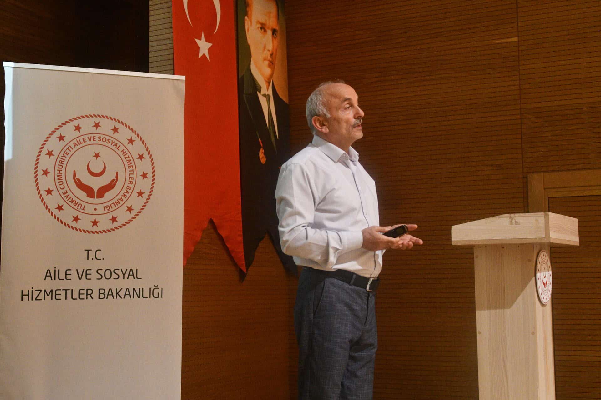 Sakarya Üniversitesi’nde Ergen İletişimi Programı Düzenlendi