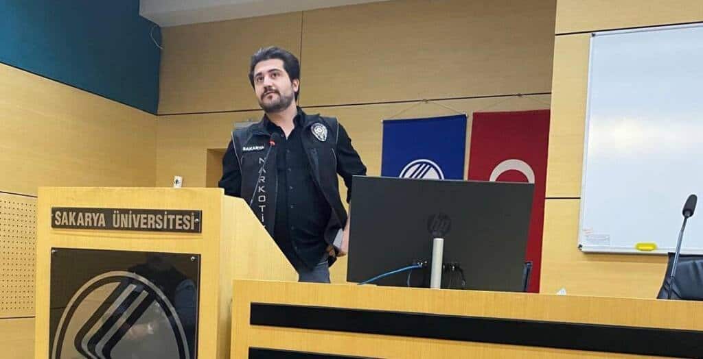 Sakarya Üniversitesinde Güvenlik Personeline Eğitim Verildi