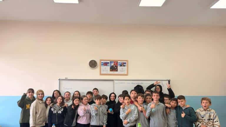 Sakarya’da Ortaokullarda Akran Zorbalığı Eğitimi Verildi