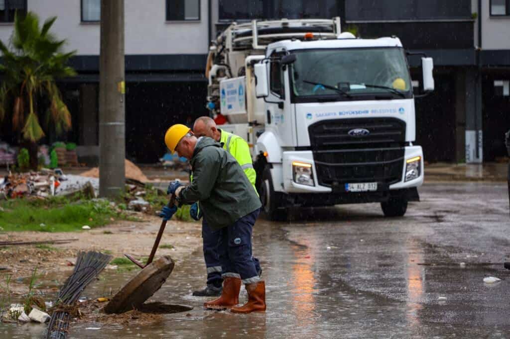 Sakarya’da Rekor Yağışta 5 Bin 820 Müdahale Yapıldı