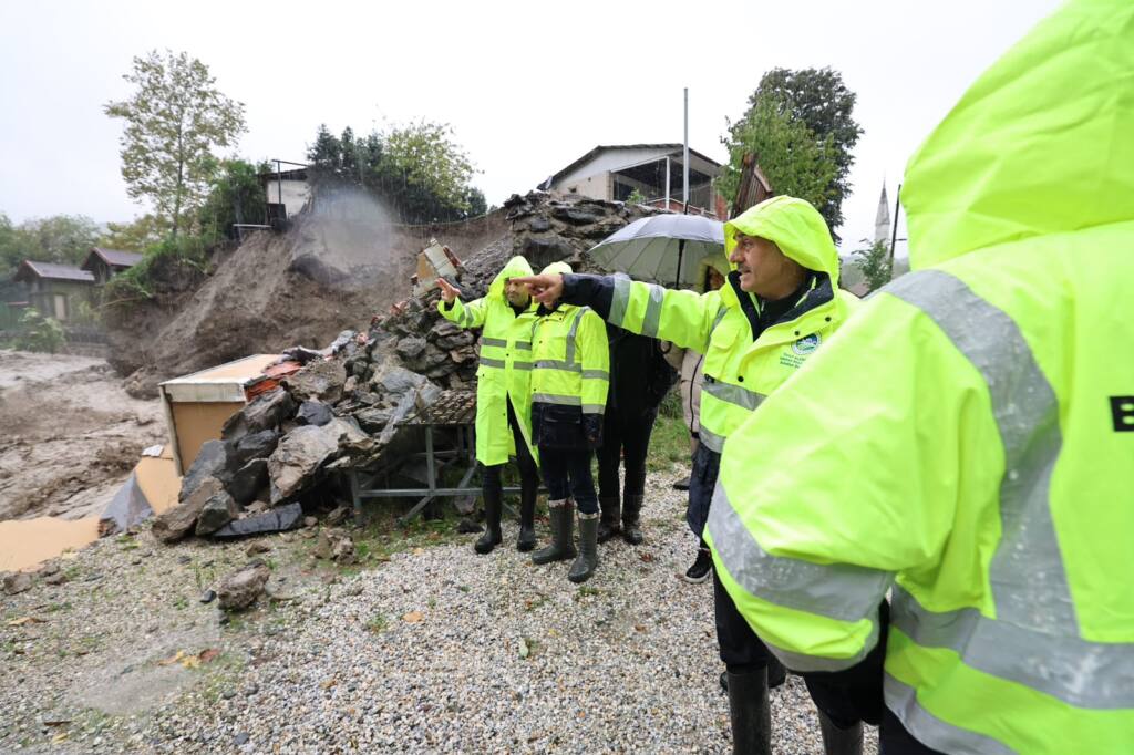 Sakarya’da Sel Bölgesinde Yoğun Çalışma Sürüyor