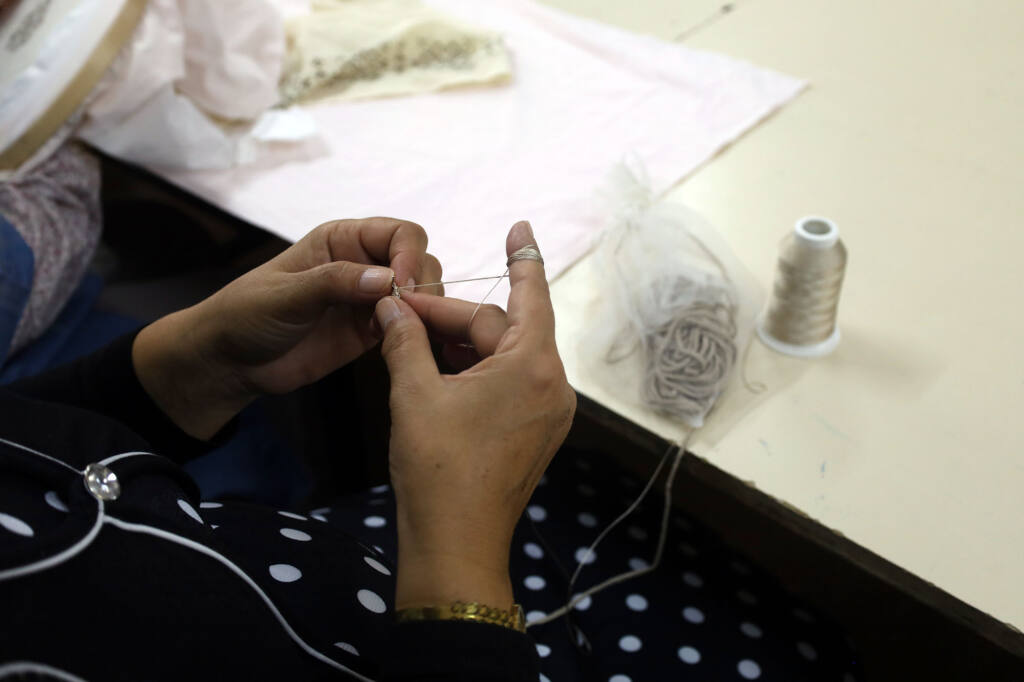 SAMEK kurslarında dikiş ve Antep işi öğreniliyor
