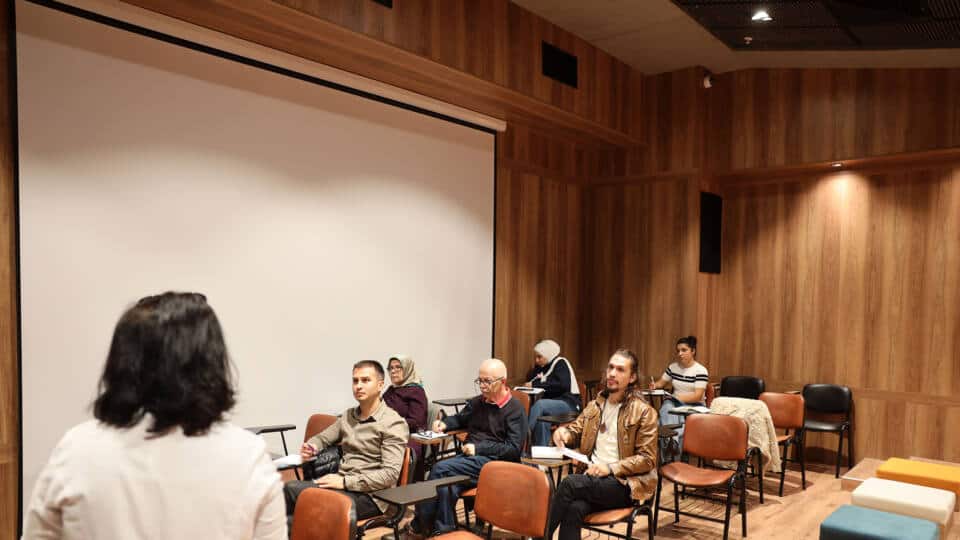 SAMEK’te yeni dönemde İngilizce ve Fransızca kursları başladı