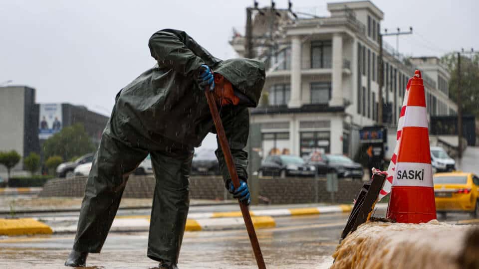 Sapanca Gölü 36 Saatte 34 Santim Yükseldi