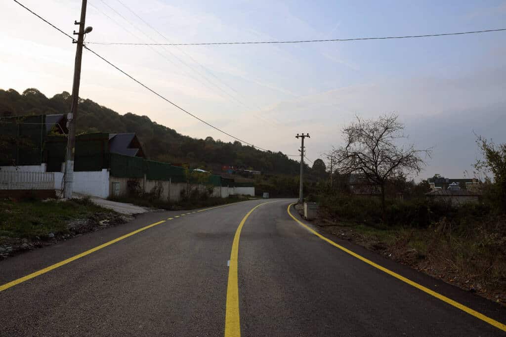 Sapanca Hacımercan Mahallesi yolları yenilendi