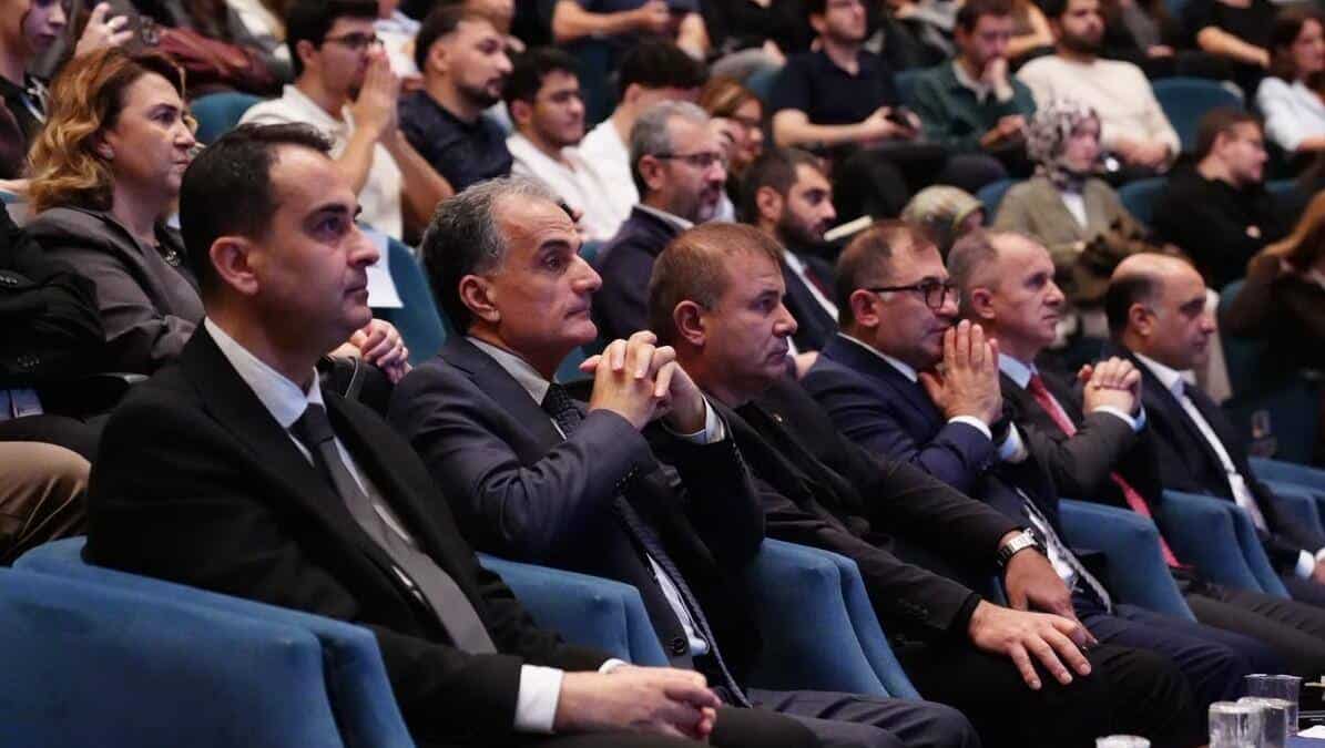 SAÜ Co-Work Etkinliği Öğrencileri İş Dünyasıyla Buluşturdu