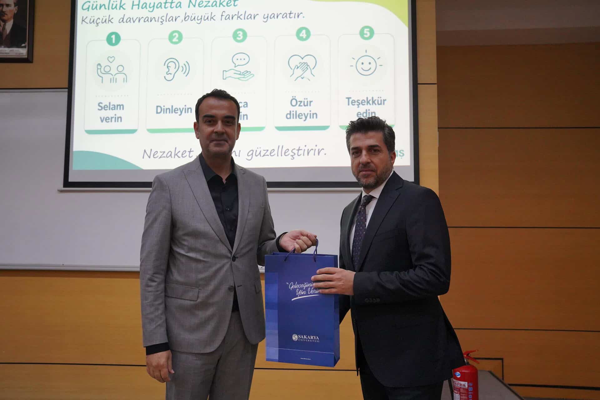 SAU Mühendislik Fakültesinde Çevreye Duyarlı Mühendislik Dersi Başladı