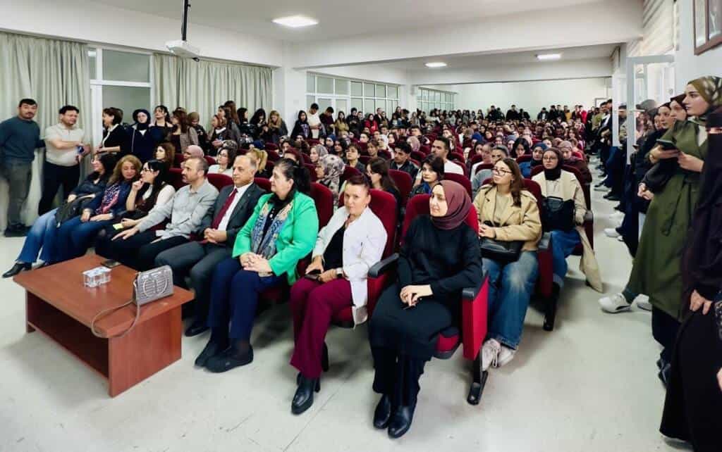 SAÜ Sağlıkta Mesleki Farkındalık Dersi Başladı