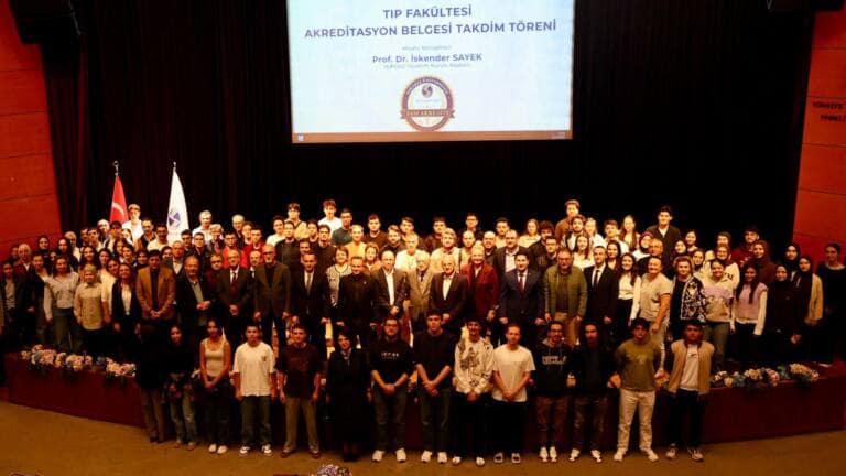 SAÜ Tıp Fakültesi 6 Yıllık Akreditasyon Belgesi Aldı