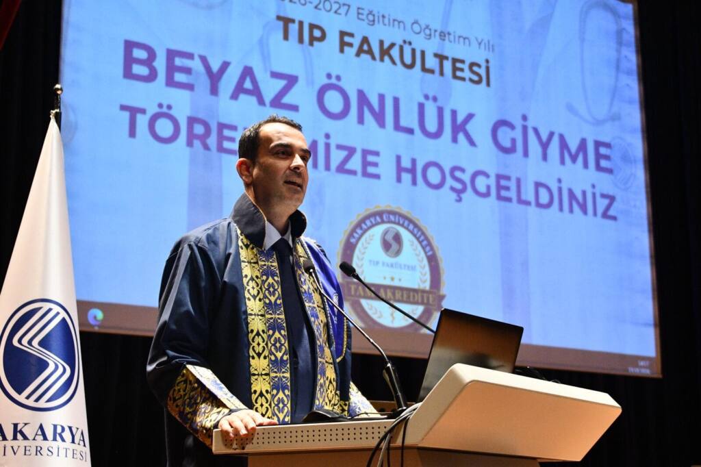 SAU Tıp Fakültesi Öğrencileri Beyaz Önlüklerini Giydi
