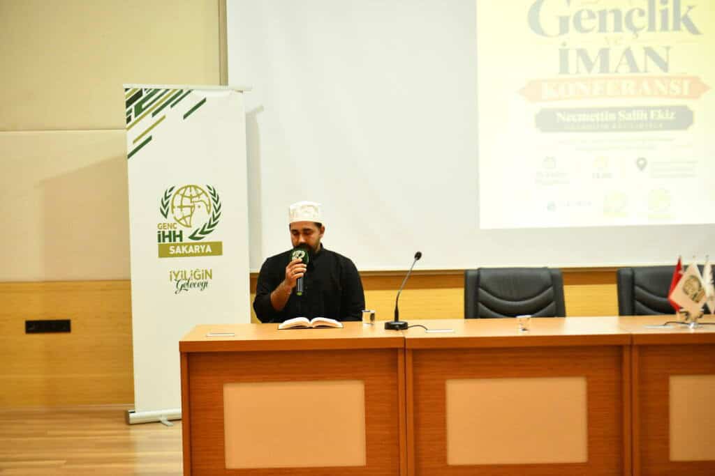 SAU’da Gençlik ve İman Konferansı Düzenlendi