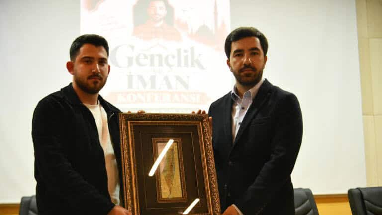 SAU’da Gençlik ve İman Konferansı Düzenlendi