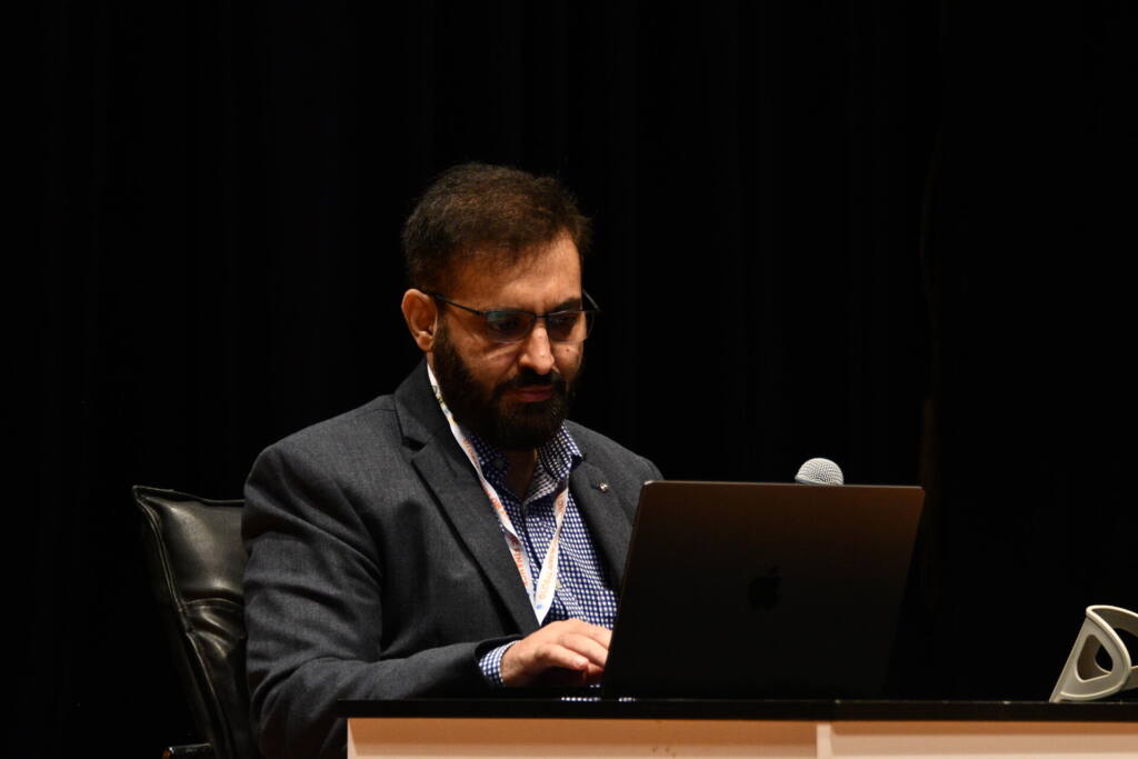 SAU’de İslami Finansın Küresel Krizlerdeki Rolü Ele Alındı