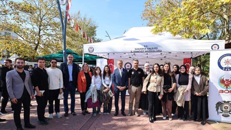 SAÜ’de Öğrenci Toplulukları Tanıtım Günleri Başladı