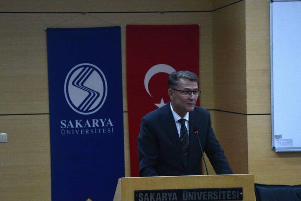 SAÜ’de Türk Dilinin Tarihsel Gelişimi Anlatıldı
